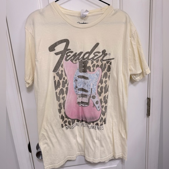 Fender soft tee worn one time only - Picture 5 of 5